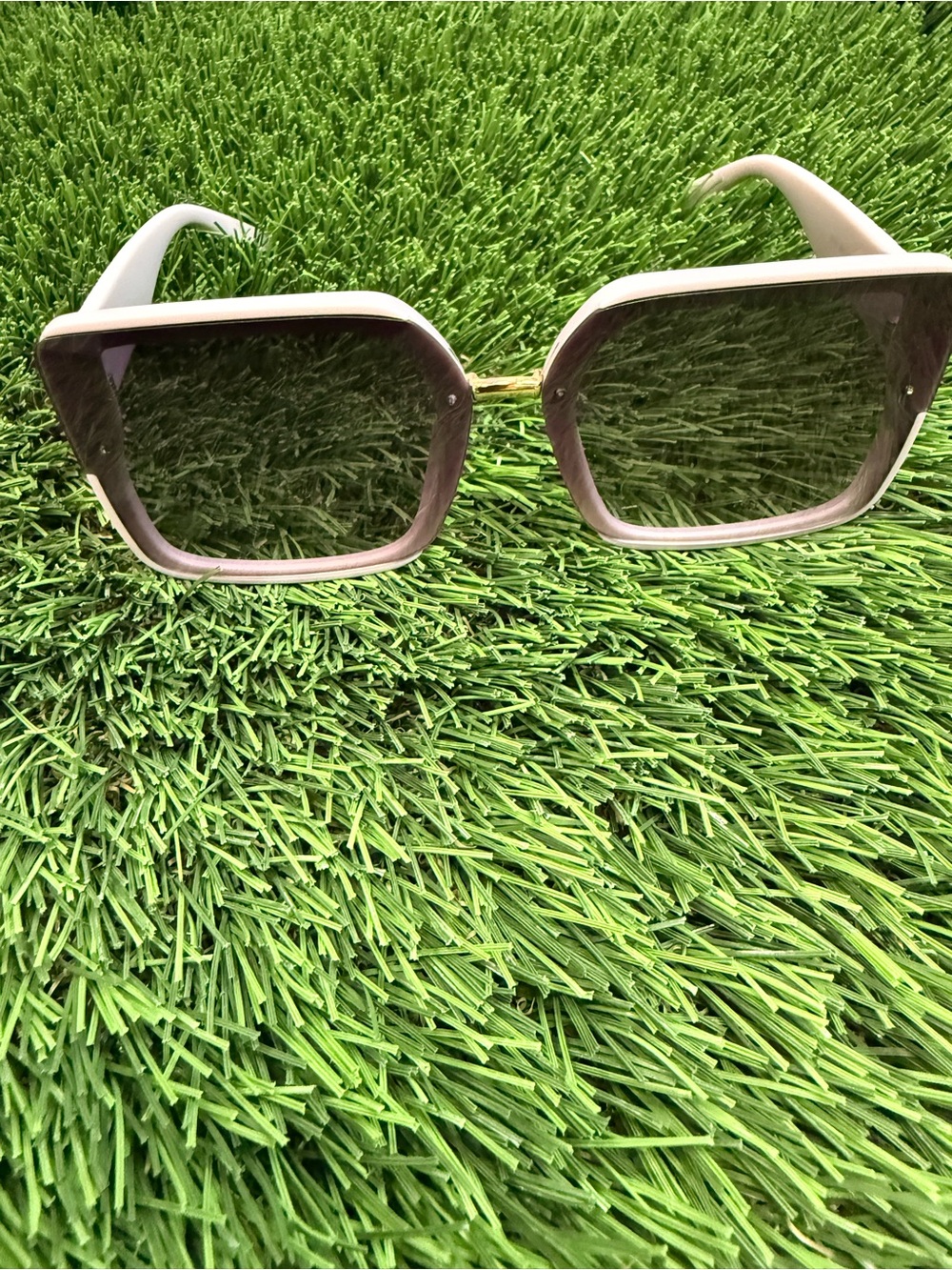 Stylish Square Frame Women's Sunglasses - Beige